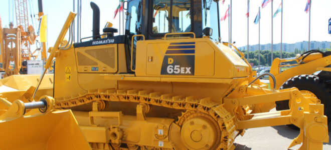 Бульдозер Komatsu D65EX – описание и характеристики