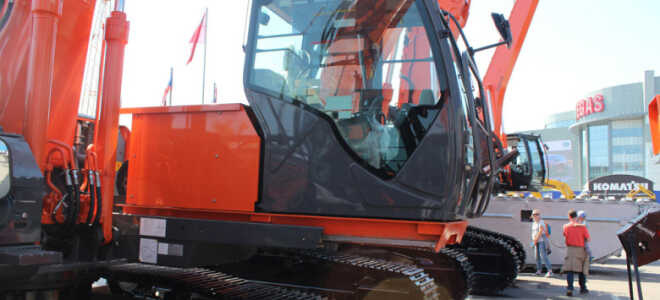 Экскаватор Hitachi ZX 210 – описание и характеристики